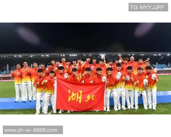 湖北超级球星足球赛卡卡领衔精彩对决 聚焦明星球员展现足球风采 湖北超级球星足球赛卡卡领衔精彩对决 聚焦明星球员展现足球风采