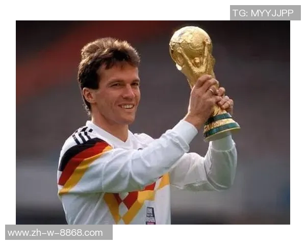 足球巨星无奈时刻:梦想与现实之间的挣扎与坚持 足球巨星无奈时刻:梦想与现实之间的挣扎与坚持